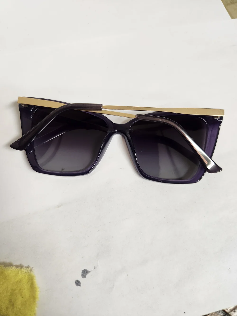 Oversized Cat-Eye Sunglasses for Women in Purple